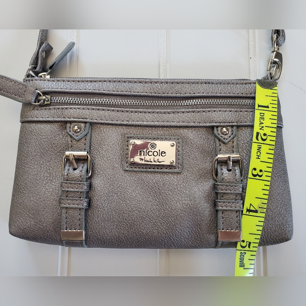 Small Silver Purse - Picture 6 of 8